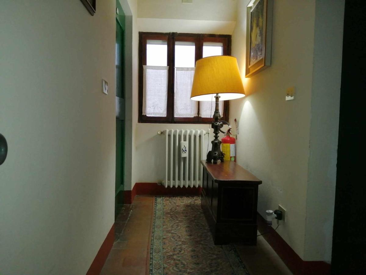 Beb Le Case Rosse Verucchio Esterno foto