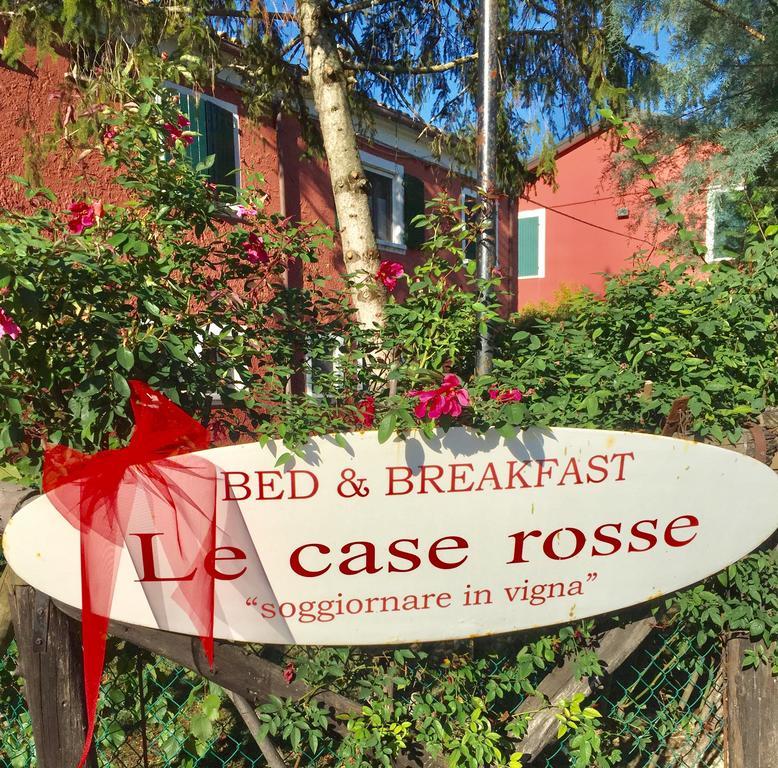 Beb Le Case Rosse Verucchio Esterno foto